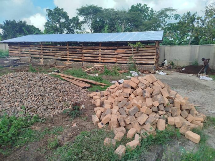 d018a91f-ff60-47fc-b7fc-5f0539b58d95 Lwangiri Piggery