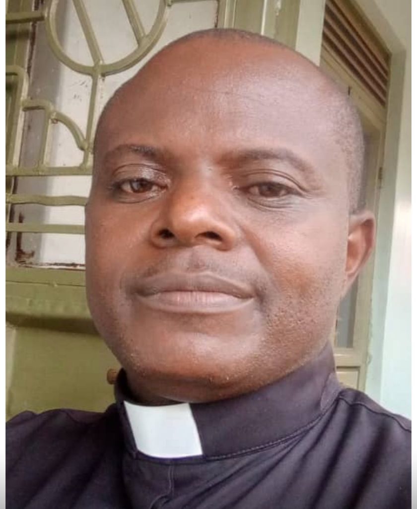 frKavuma Father Kavuma, Uganda